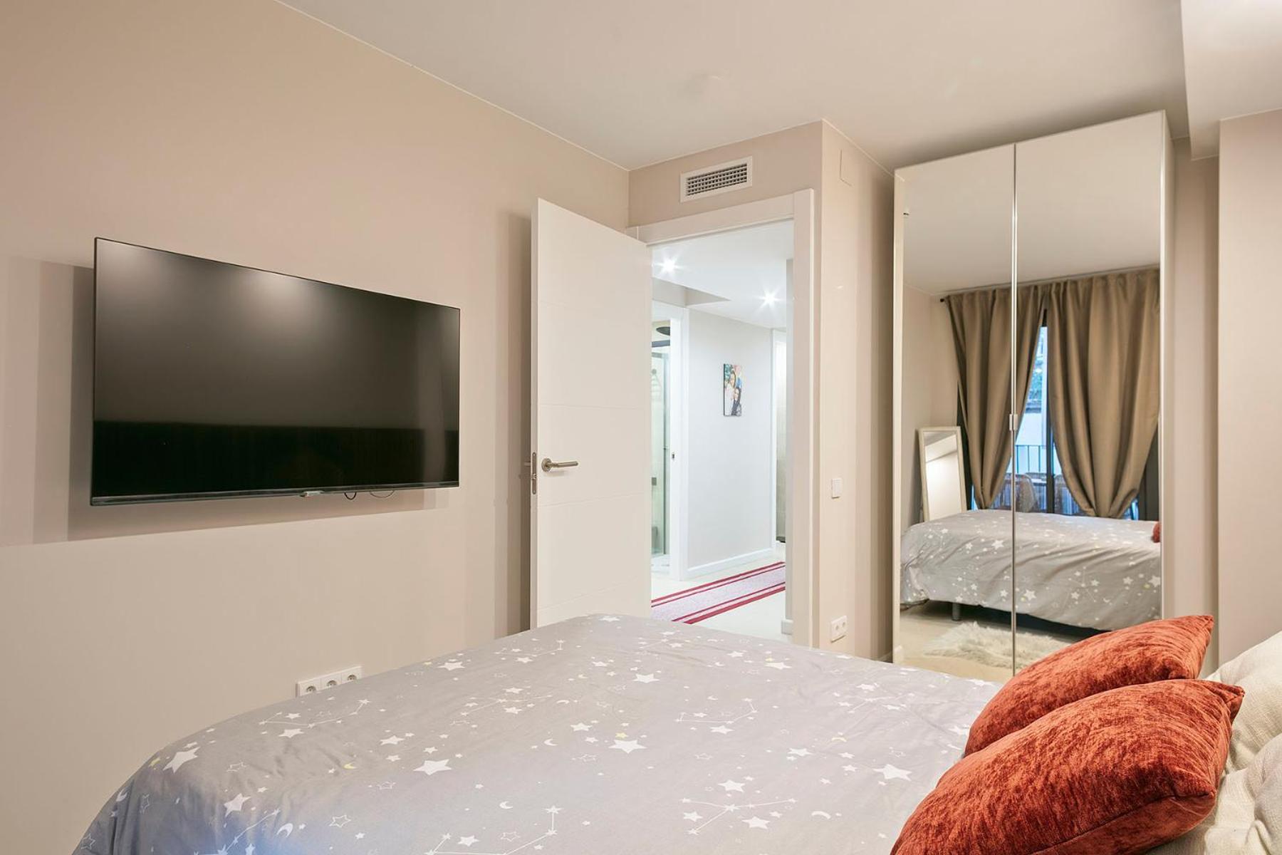 Your Home - Camp Nou Apartment โอสปิตาเล็ต เดอ โยเบรกัต ภายนอก รูปภาพ